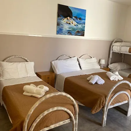 Капсульный отель Cimalu By Lampara