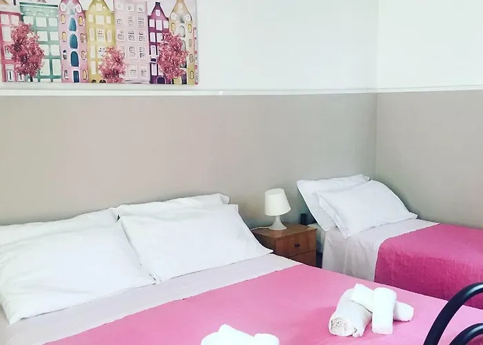 Capsule hotel Cimalu By Lampara *